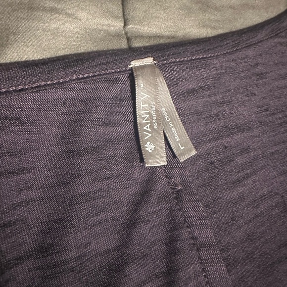 Vanity brand, women’s dress shirt size Large - Picture 3 of 4